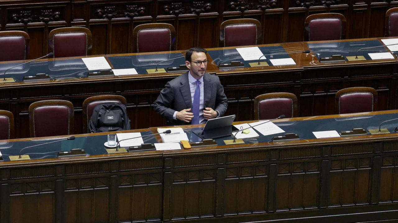 Tasse d'imbarco salgono di 50 centesimi per i voli extra Ue Tasse d'imbarco salgono di 50 centesimi per i voli extra Ue