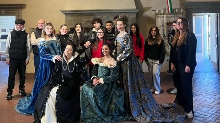 Gli studenti dell'Isis Valdarno in Palazzo d'Arnolfo