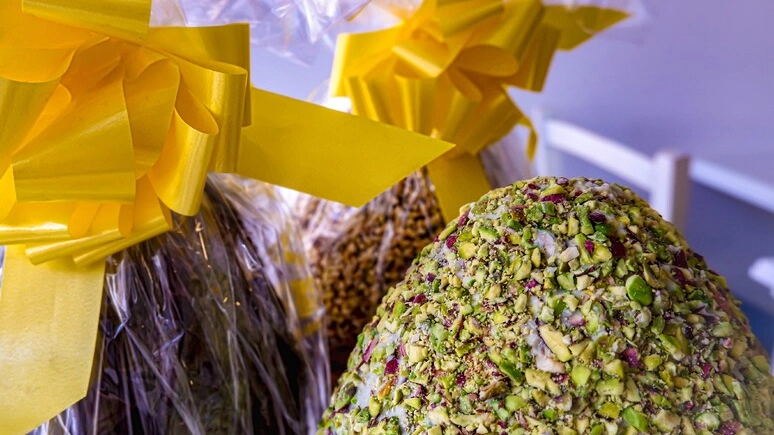 Rincarate uova di Pasqua e prodotti tipici (Foto Ansa)