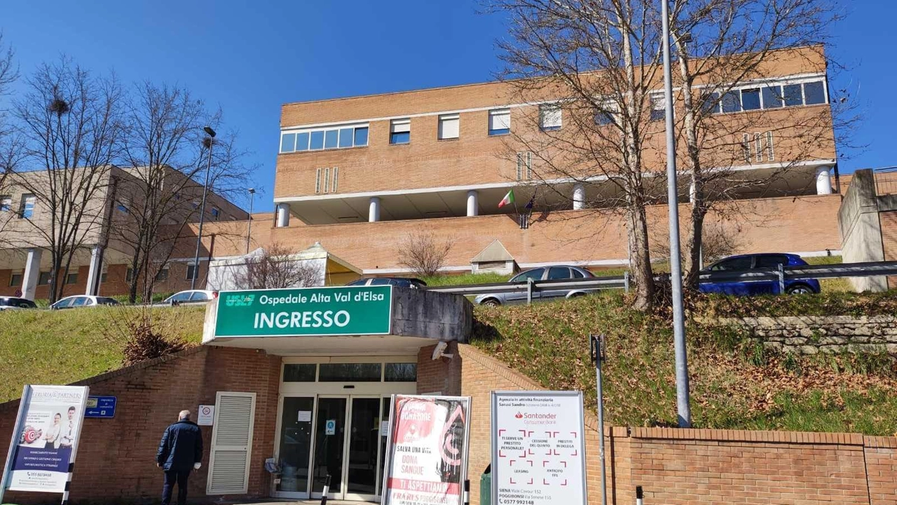Una donna di 81 anni ha atteso per oltre 5 ore al pronto soccorso di Campostaggia Una donna di 81 anni ha atteso per oltre 5 ore al pronto soccorso di Campostaggia