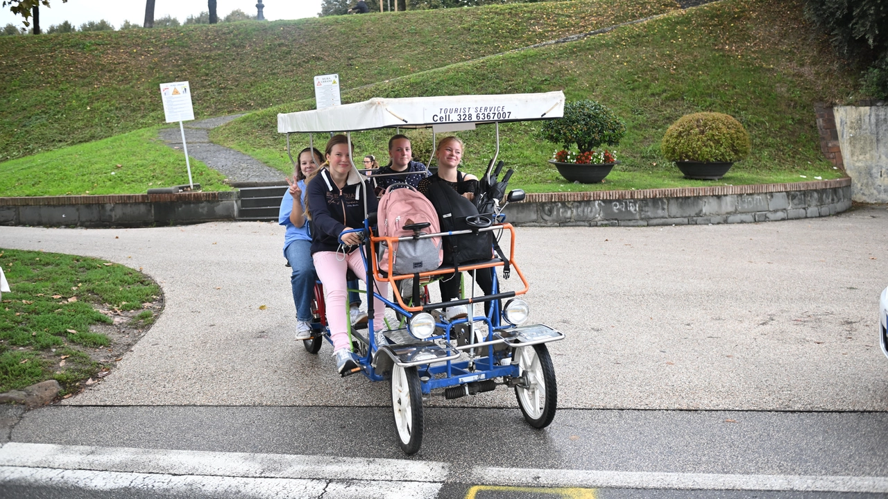 Si va un verso giro di vite per i risciò Si va un verso giro di vite per i risciò