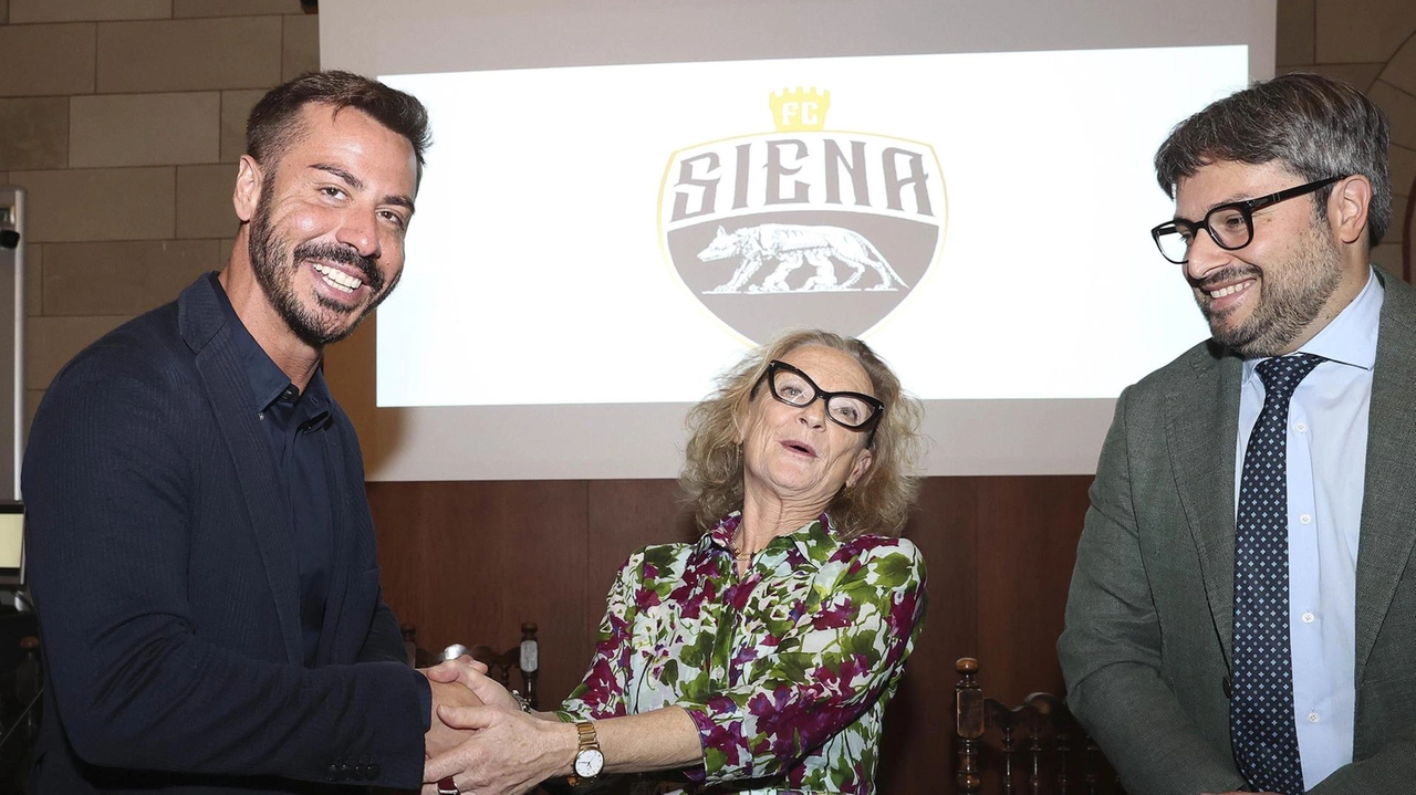 Passa di mano la maggioranza delle quote societarie: nei prossimi giorni l’incontro con il Comune. Seguirà la presentazione ufficiale ai tifosi. Organigramma intatto per dare un segno di continuità. Passa di mano la maggioranza delle quote societarie: nei prossimi giorni l’incontro con il Comune. Seguirà la presentazione ufficiale ai tifosi. Organigramma intatto per dare un segno di continuità.