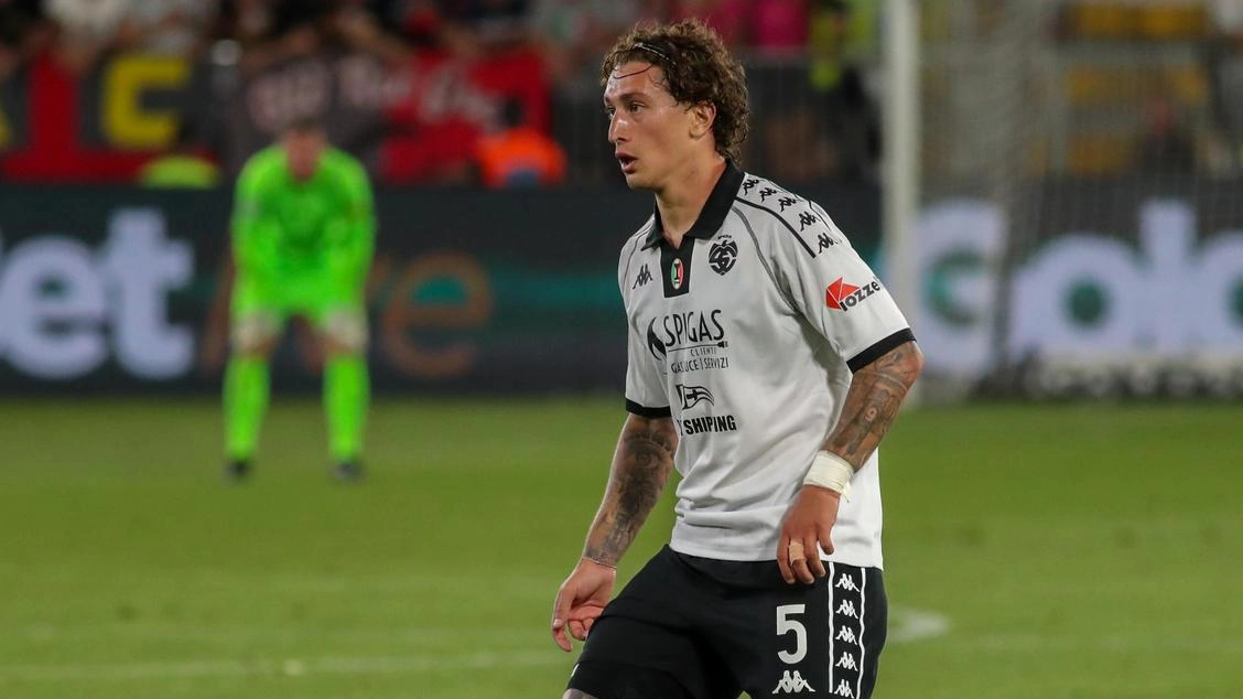 Ancora tutto da decidere il futuro di Salvatore Esposito Ancora tutto da decidere il futuro di Salvatore Esposito