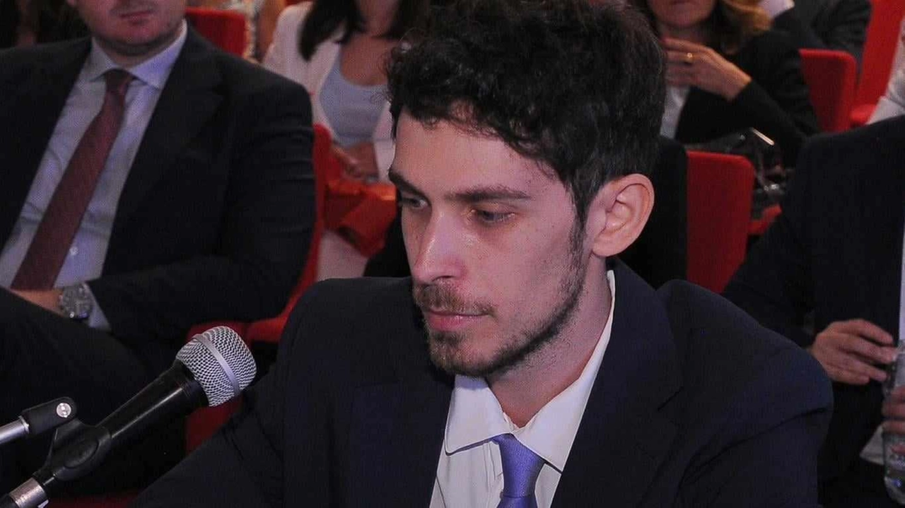 A Serravalle, arriva il nuovo medico di base Francesco Colombo, ma solo temporaneamente. I cittadini si mobilitano per potenziare i servizi sanitari, depositando una petizione con seicento firme all'Azienda Usl Toscana Centro. La questione resta aperta. A Serravalle, arriva il nuovo medico di base Francesco Colombo, ma solo temporaneamente. I cittadini si mobilitano per potenziare i servizi sanitari, depositando una petizione con seicento firme all'Azienda Usl Toscana Centro. La questione resta aperta.