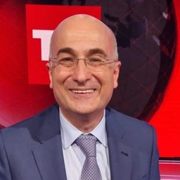 Incontri a Forte Belvedere: il direttore del Tg2 Preziosi racconta Papa Leone. Ecco il libro