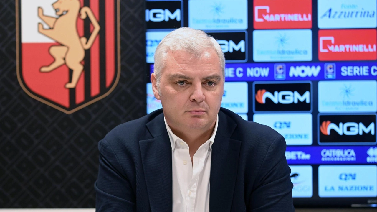 Il «dg» rossonero Riccardo Veli
