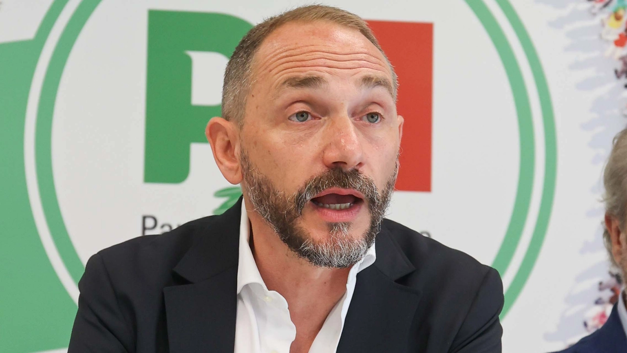 Emiliano Fossi, segretario regionale Pd (Giuseppe Cabras/New Press Photo) Emiliano Fossi, segretario regionale Pd (Giuseppe Cabras/New Press Photo)