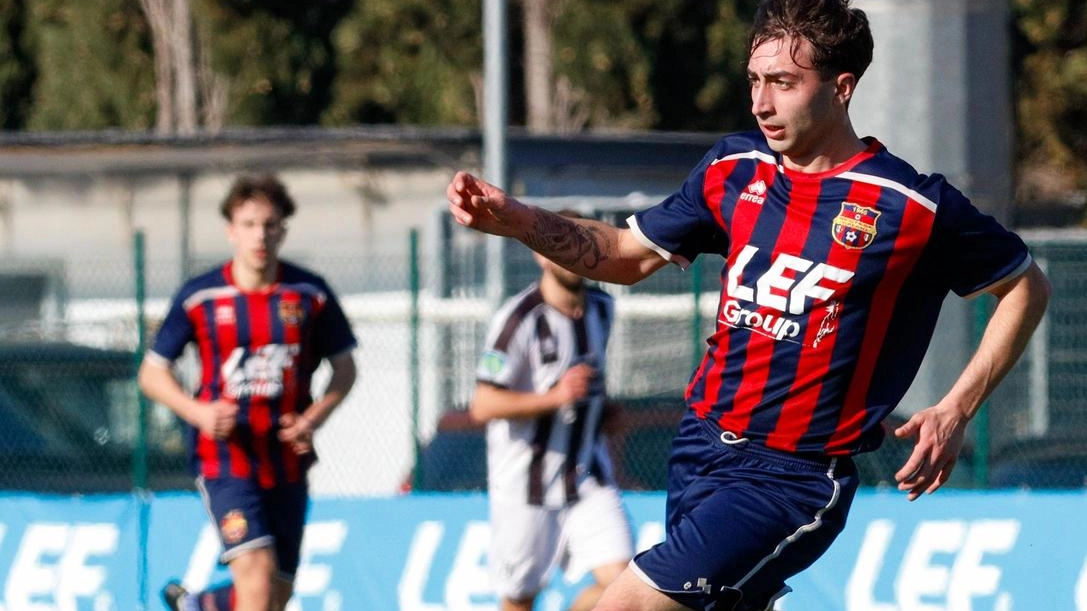 Non è bastato il gol di Ermini a far approdare la Sestese in finale. Rigori traditori Non è bastato il gol di Ermini a far approdare la Sestese in finale. Rigori traditori