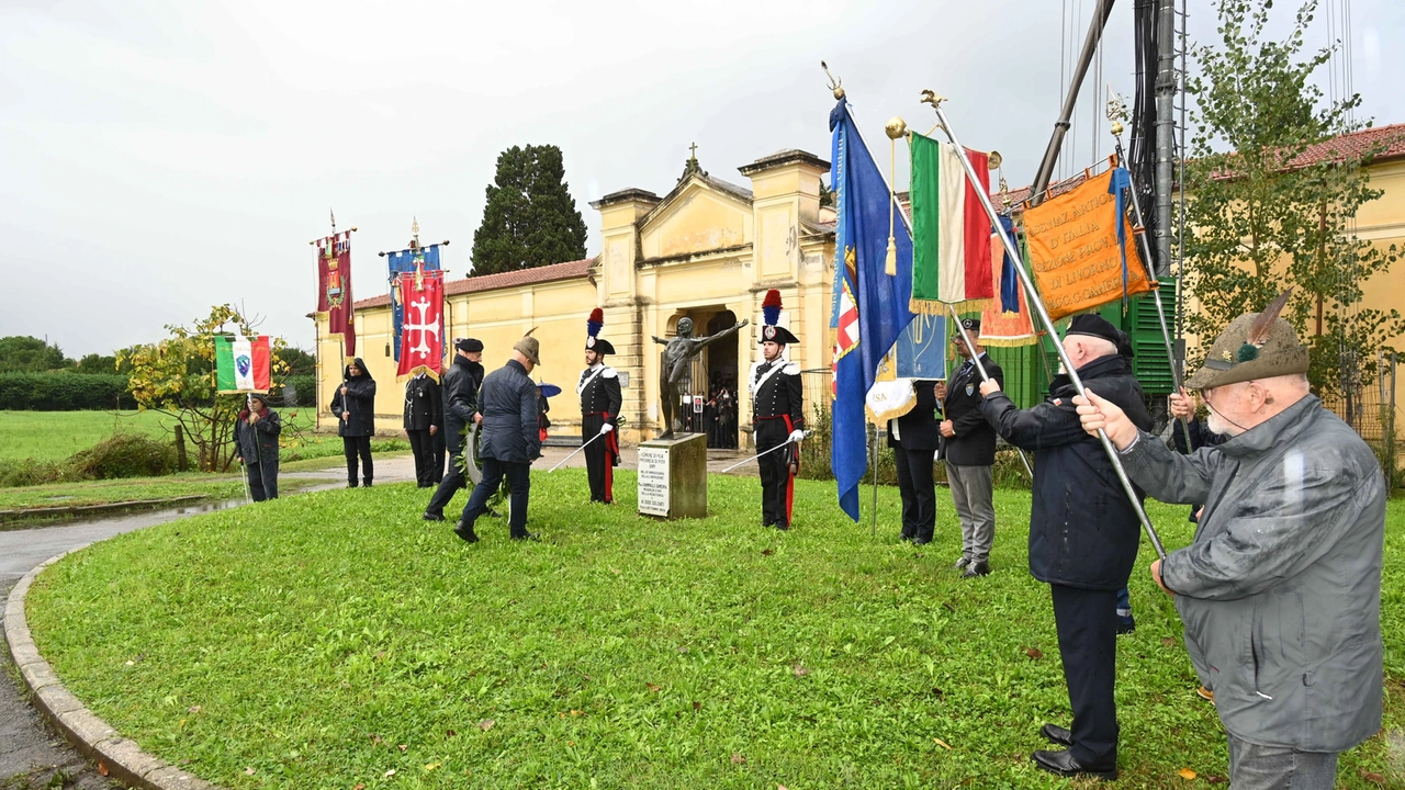 Un momento della cerimonia Un momento della cerimonia