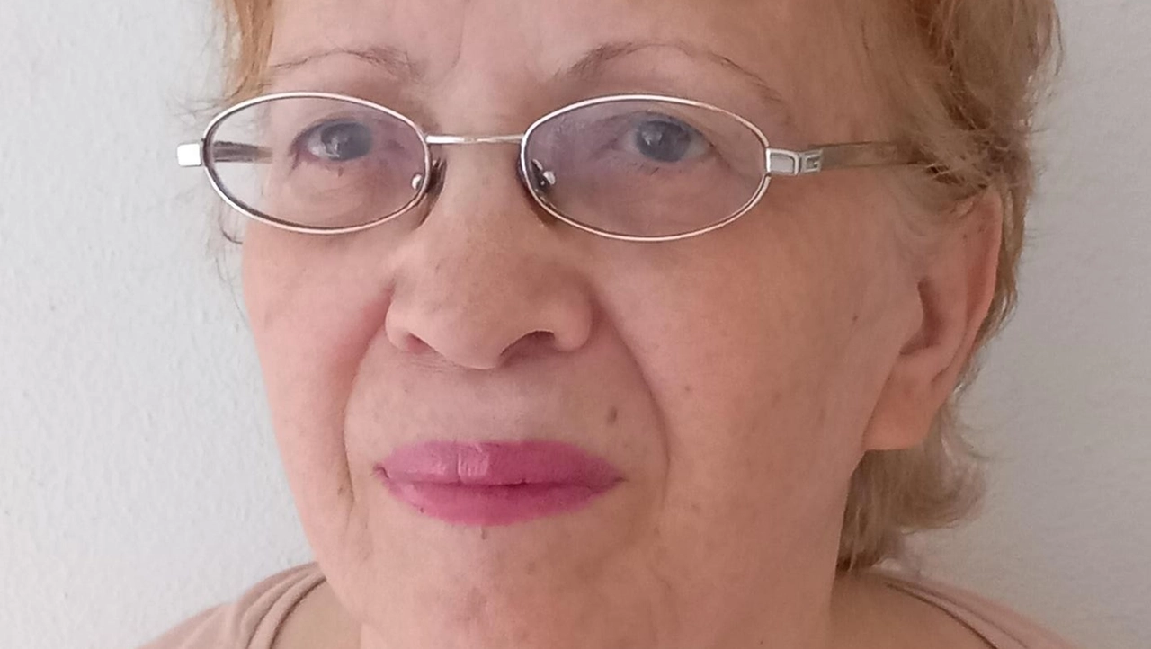 Il racconto della signora Mansooreh Tavakkoli: "Sfilato il portafogli sul bus" . Il racconto della signora Mansooreh Tavakkoli: "Sfilato il portafogli sul bus" .