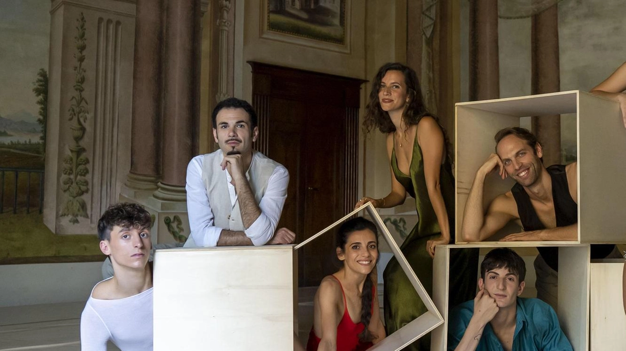 I danzatori di Trilogy alla Versiliana I danzatori di Trilogy alla Versiliana