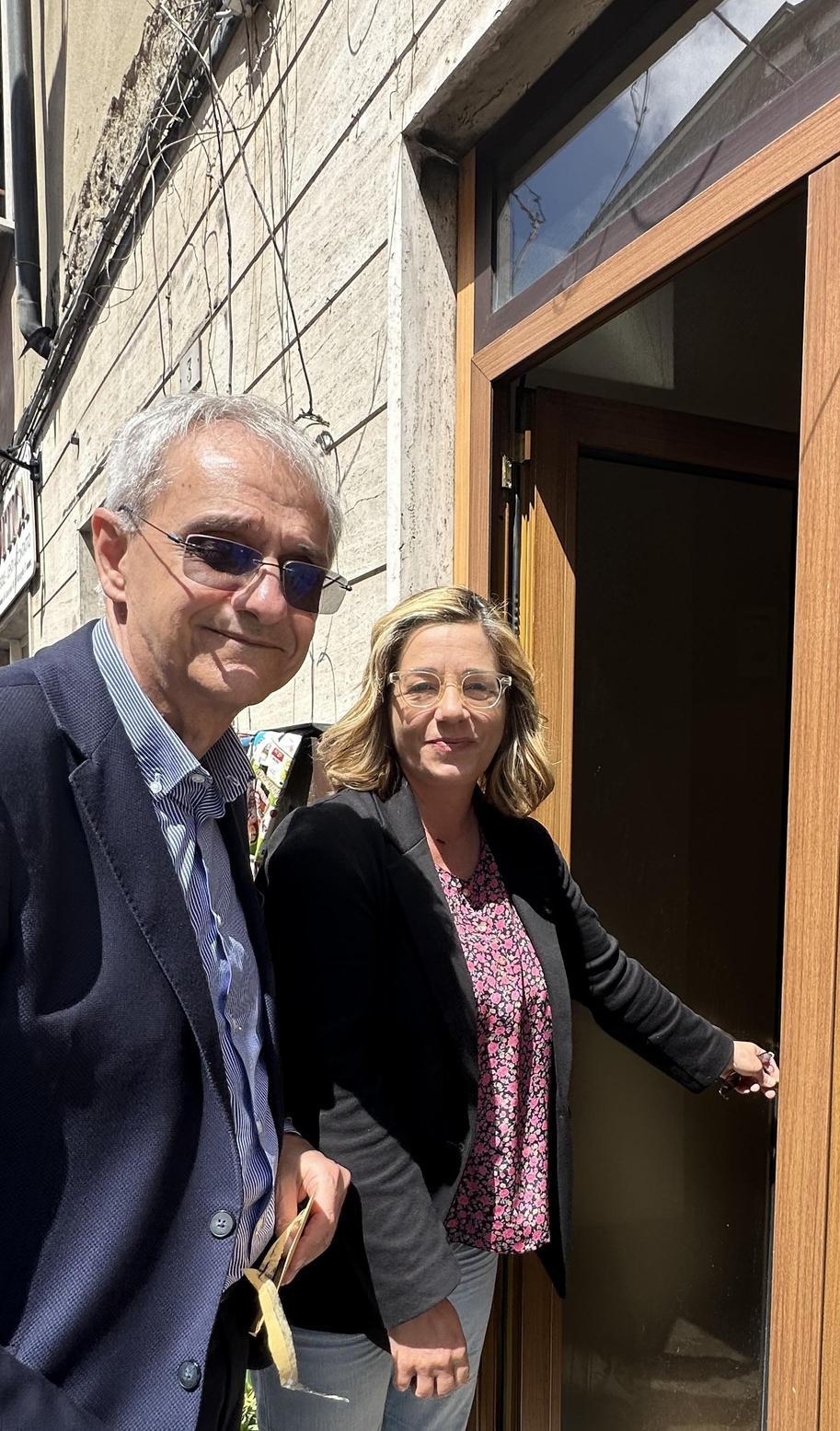 https://www.lanazione.it/image-service/view/acePublic/alias/contentid/MDQ5ODlhODctMjY3YS00/0/la-casa-contro-la-violenza-e-un-immobile-confiscato.jpeg