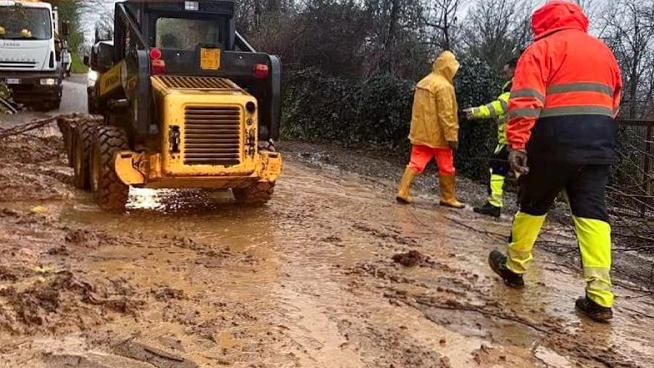 Marradi stanzia 2,5 milioni per lavori di somma urgenza: "Li sosterremo". Dalla Faentina alle famiglie isolate e senza casa: "Pronto un piano speciale".