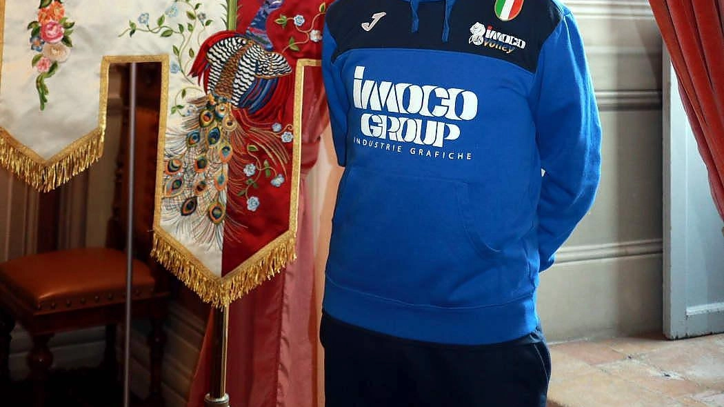 FOLIGNO Daniele Santarelli continua a collezionare titoli e trofei. In Italia, in Europa e nel mondo. L’allenatore 44enne folignate alla...