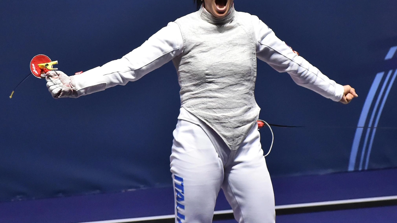 Alice Volpi, campionessa di scherma nata a Ponte d’Arbia, ha vinto il bronzo nel fioretto a squadre alle Olimpiadi di Tokyo Alice Volpi, campionessa di scherma nata a Ponte d’Arbia, ha vinto il bronzo nel fioretto a squadre alle Olimpiadi di Tokyo