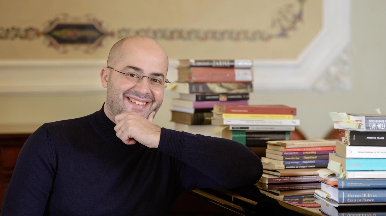 Il maestro Francesco Pasqualetti presenta il suo romanzo ’La Regina della notte’ oggi pomeriggio alle 18 alla Fondazione Carispezia Il maestro Francesco Pasqualetti presenta il suo romanzo ’La Regina della notte’ oggi pomeriggio alle 18 alla Fondazione Carispezia