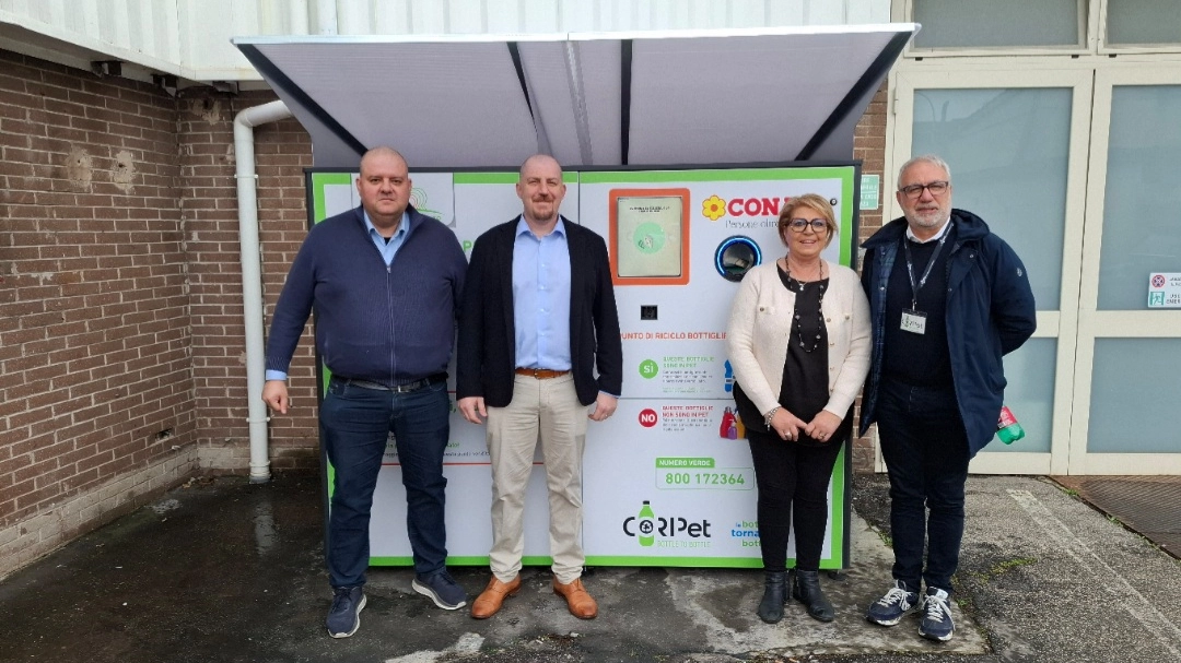 Montemurlo, l'inaugurazione dell'eco-compattatore
