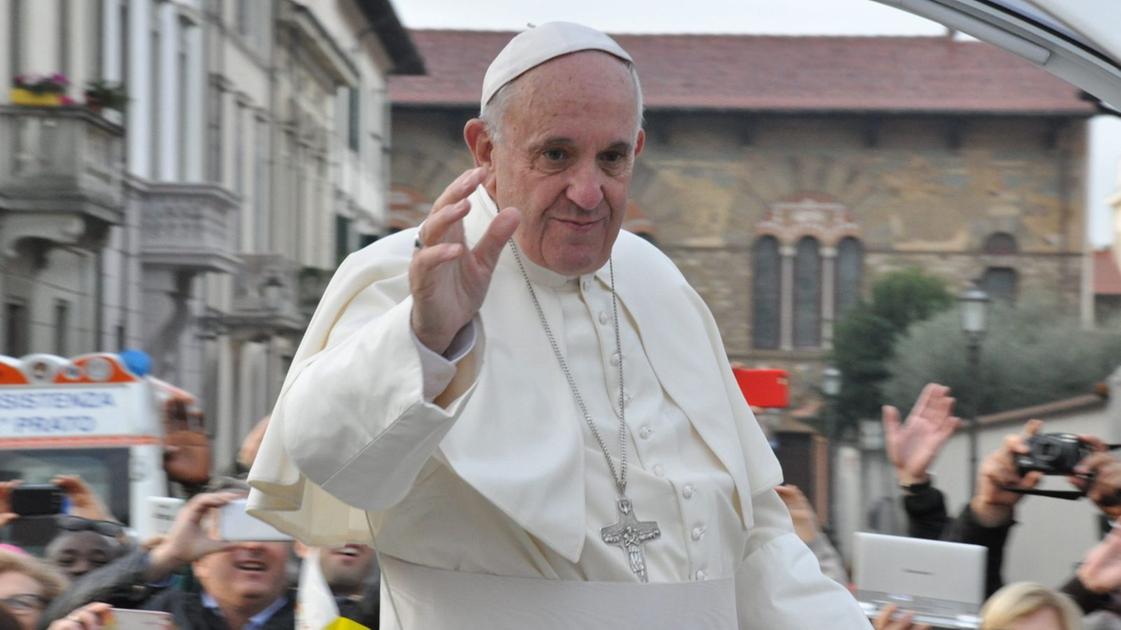 la visita di papa francesco a prato fu una vera scossa per la citt224