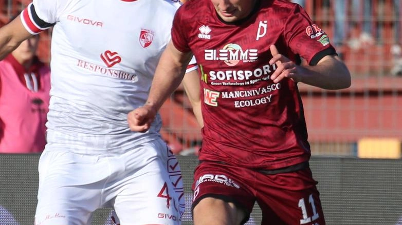 Leonardo Menichini celebra la salvezza e i play off del Pontedera