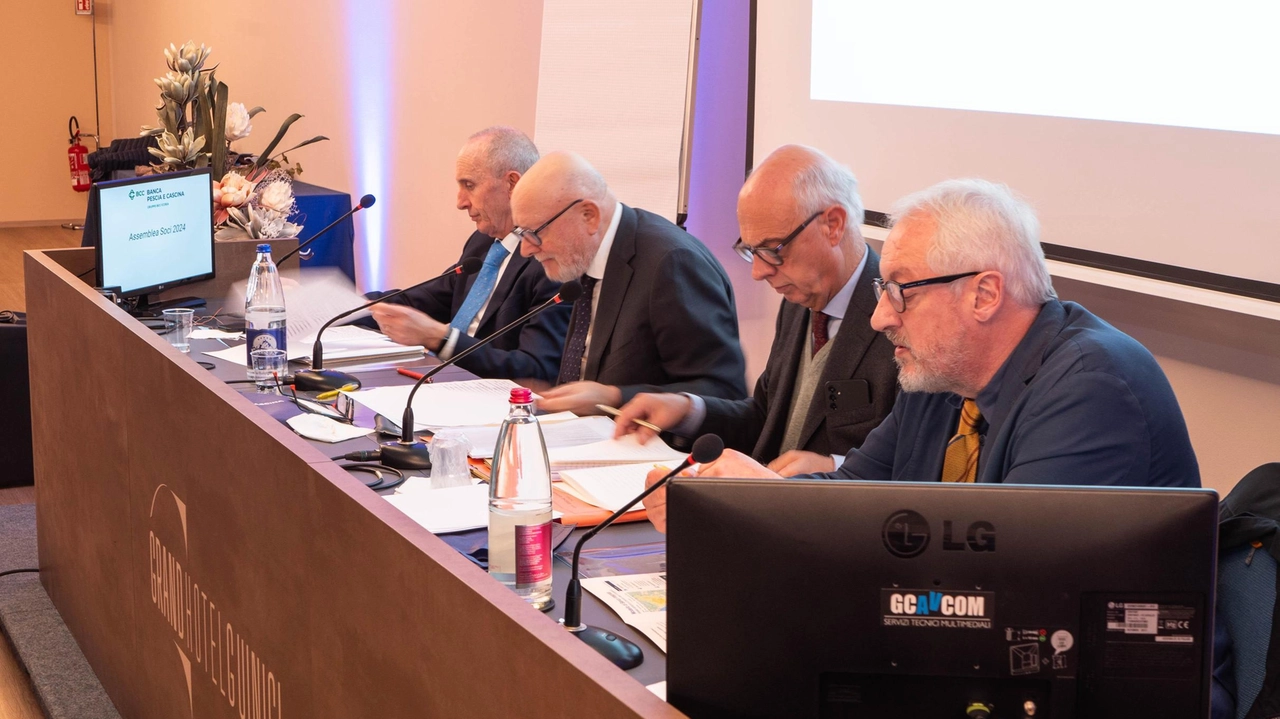 La recente assemblea che ha visto il voto favorevole dei soci di Banca di Pescia e Cascina La recente assemblea che ha visto il voto favorevole dei soci di Banca di Pescia e Cascina