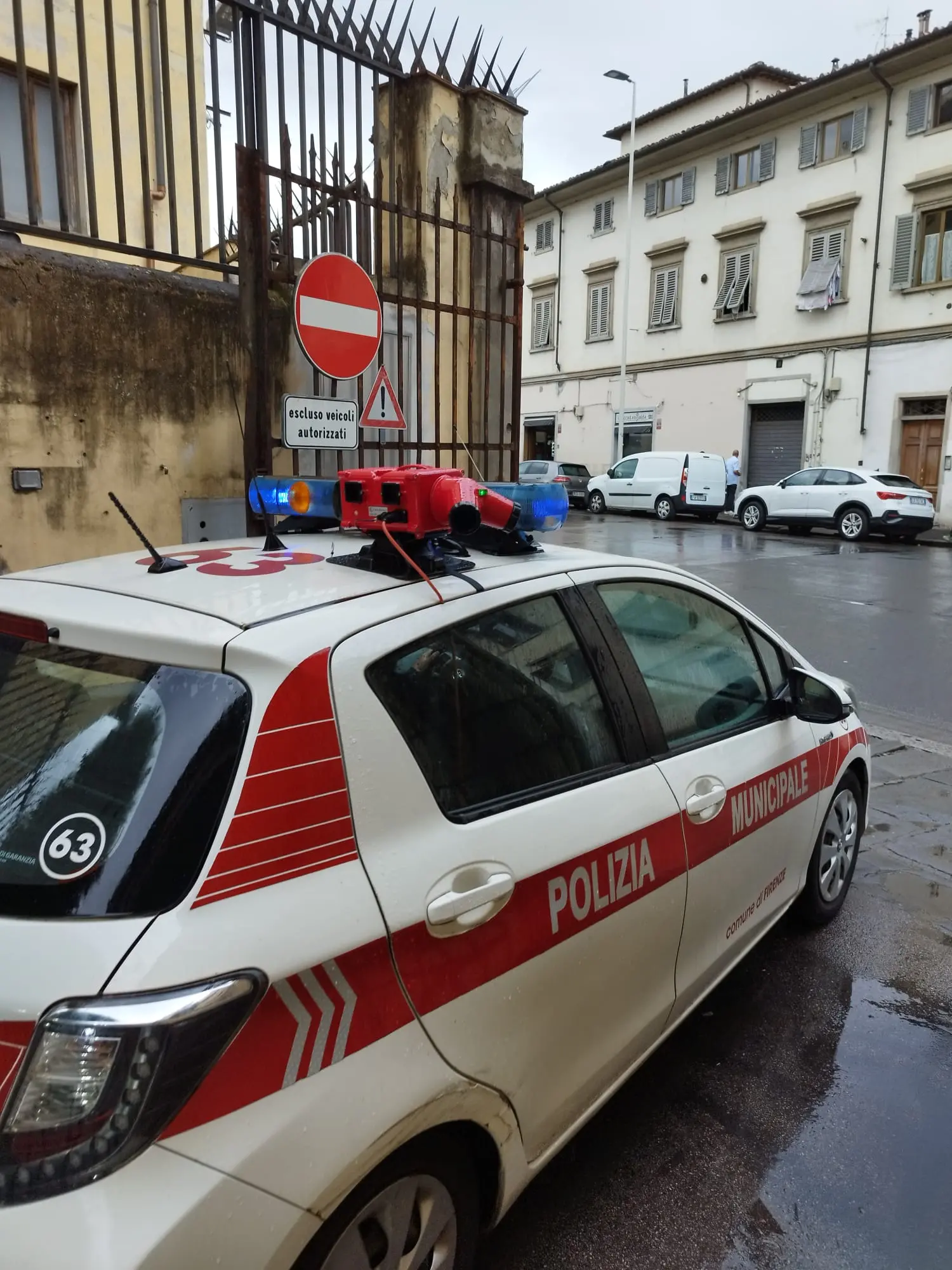 Cerbero, il piano della stangata: “Da settembre tolleranza zero”. Controlli su parcheggi e Zcs