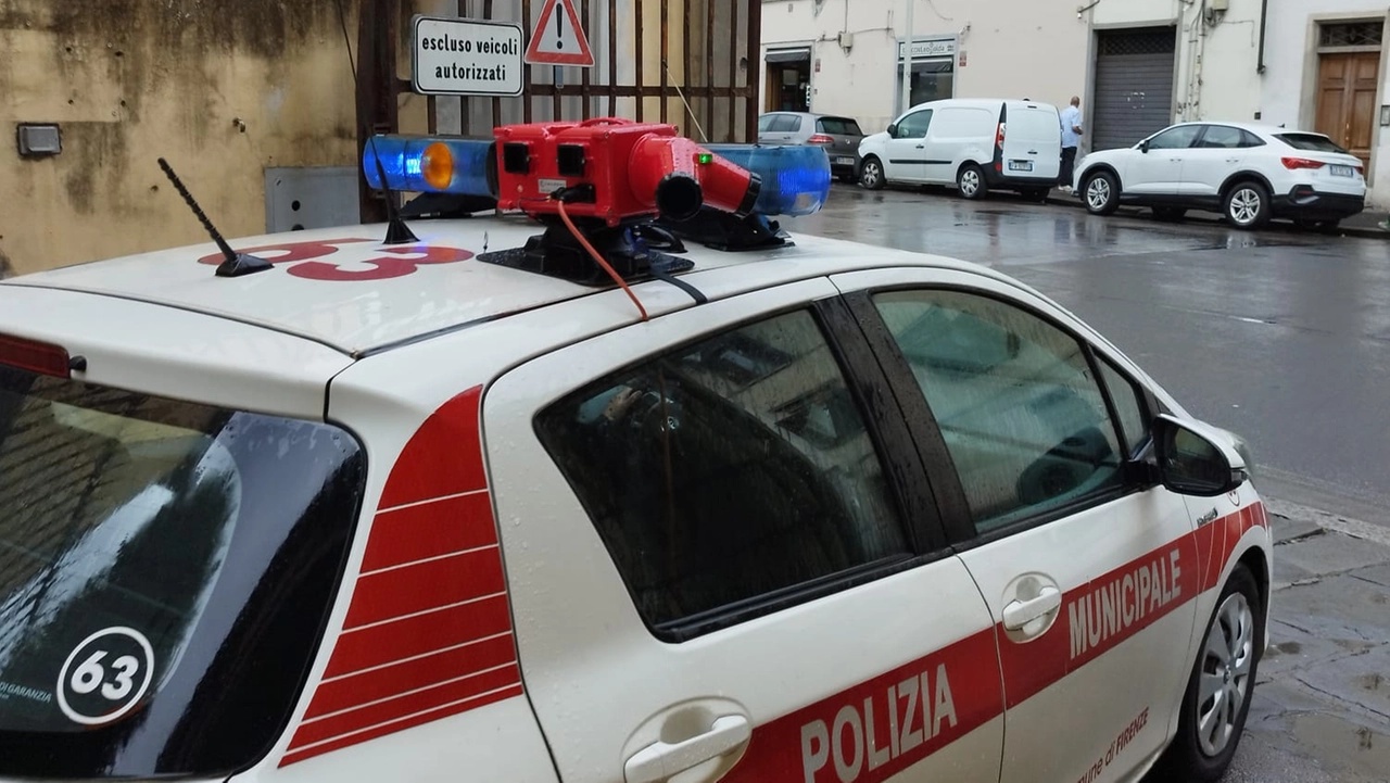 Il sistema Cerbero montato su una delle quattro auto della Polizia municipale