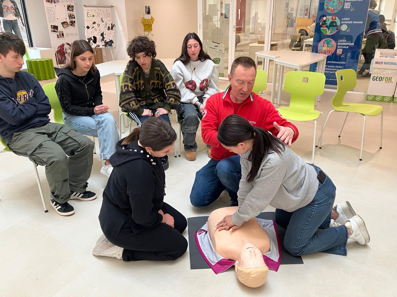 il progetto giovani sicuri al liceo montale da Lanazione.it il progetto giovani sicuri al liceo montale