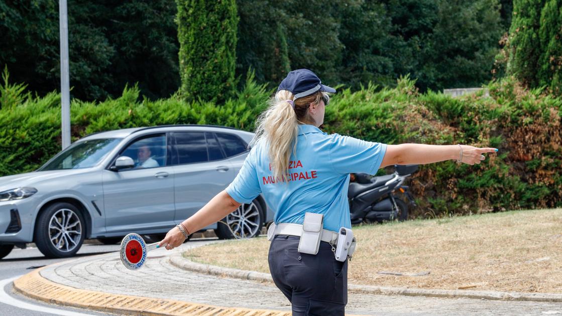 incidenti stradali in toscana aumentano i sinistri calano i morti