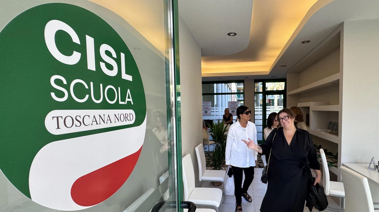 La Cisl Scuola di Lucca, Massa Carrara, e Pistoia ha scelto alcuni locali all’interno del Kursaal come sede dell’ufficio legale La Cisl Scuola di Lucca, Massa Carrara, e Pistoia ha scelto alcuni locali all’interno del Kursaal come sede dell’ufficio legale