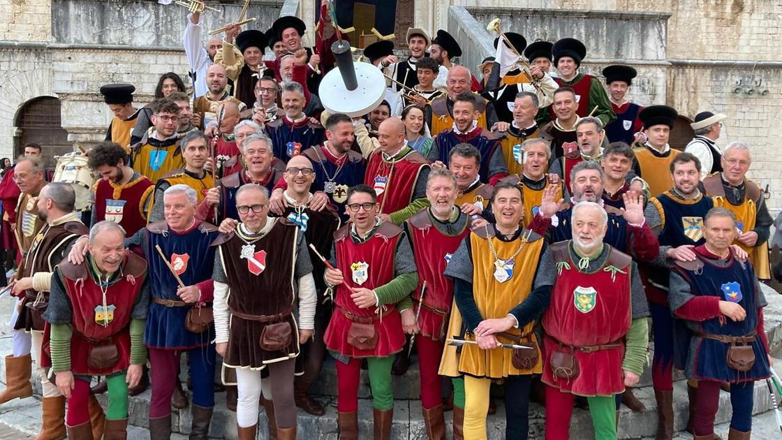 Il Palio è di Sansepolcro. Un debuttante decide la sfida di Gubbio Il Palio è di Sansepolcro. Un debuttante decide la sfida di Gubbio