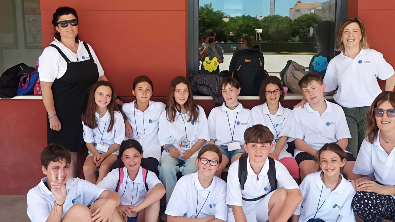 Docenti e studenti dell’istituto comprensivo «Carlo Piaggia» di Capannori