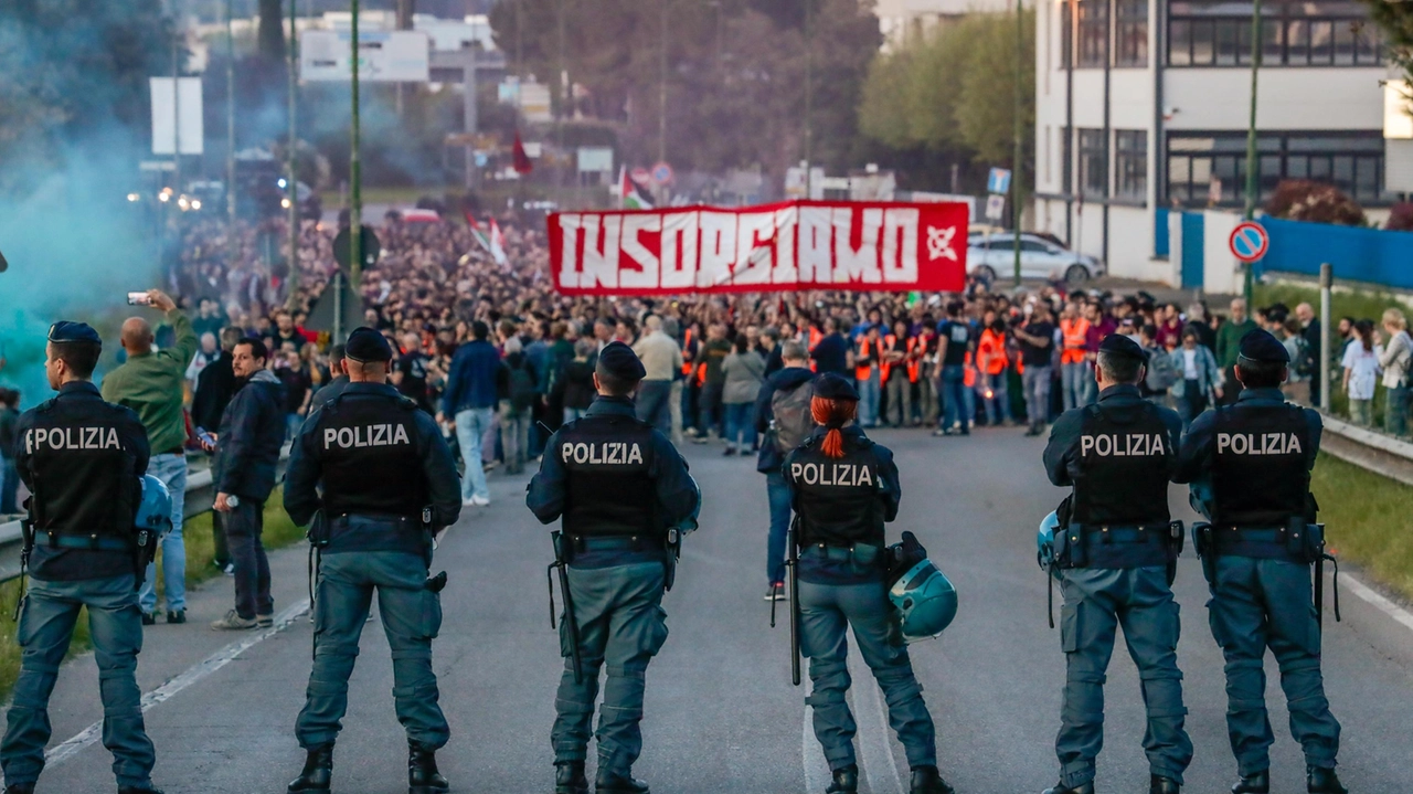 Nessun accordo tra Qf e sindacati: a rischio 121 lavoratori ex Gkn. Attesa per il Tribunale di Firenze.