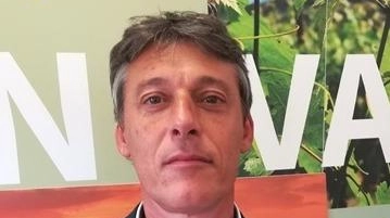 Massimo Carlotti, presidente della cooperativa Terre dell’Etruria, interviene nel dibattito sugli impianti fotovoltaici Massimo Carlotti, presidente della cooperativa Terre dell’Etruria, interviene nel dibattito sugli impianti fotovoltaici