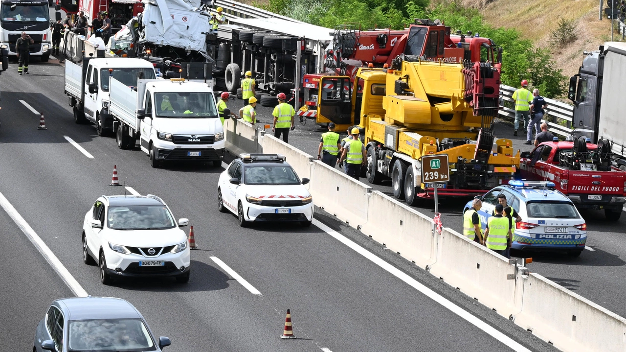 Un’immagine del tragico incidente in A1(Ansa)
