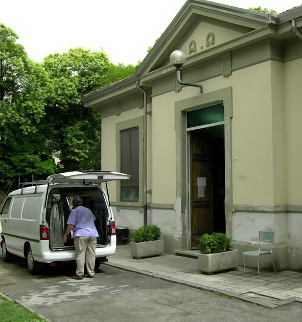 Obitorio Chiude la sala di Monterosso