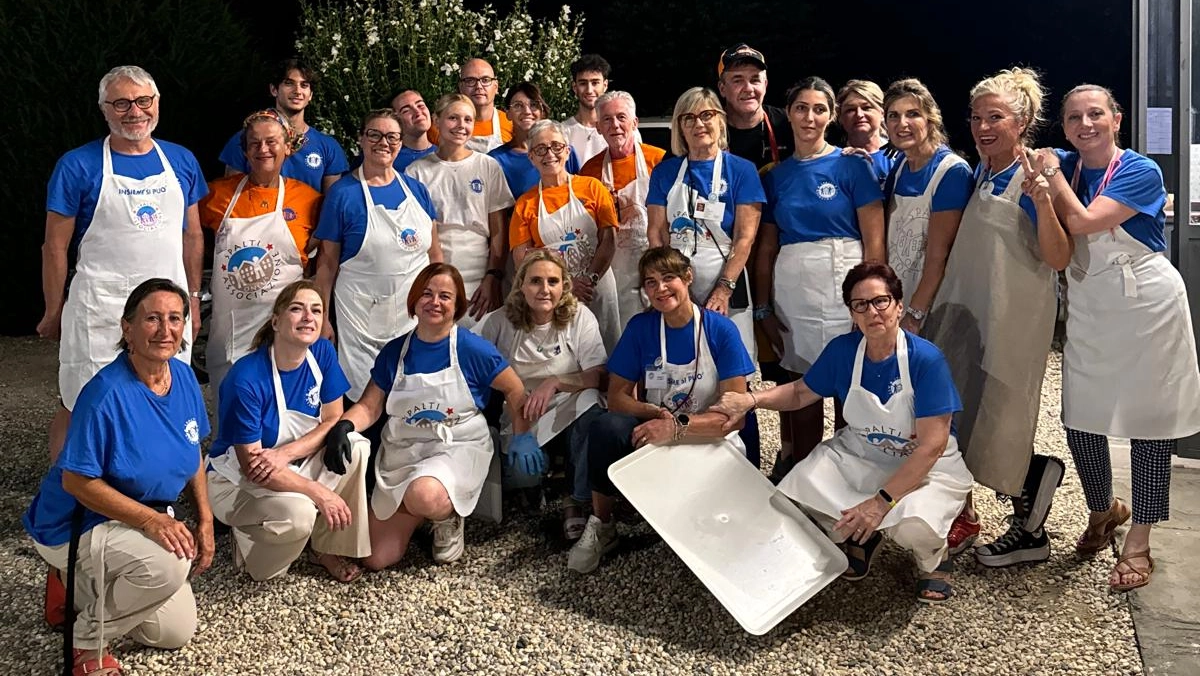 I volontari della cena di Spalti I volontari della cena di Spalti