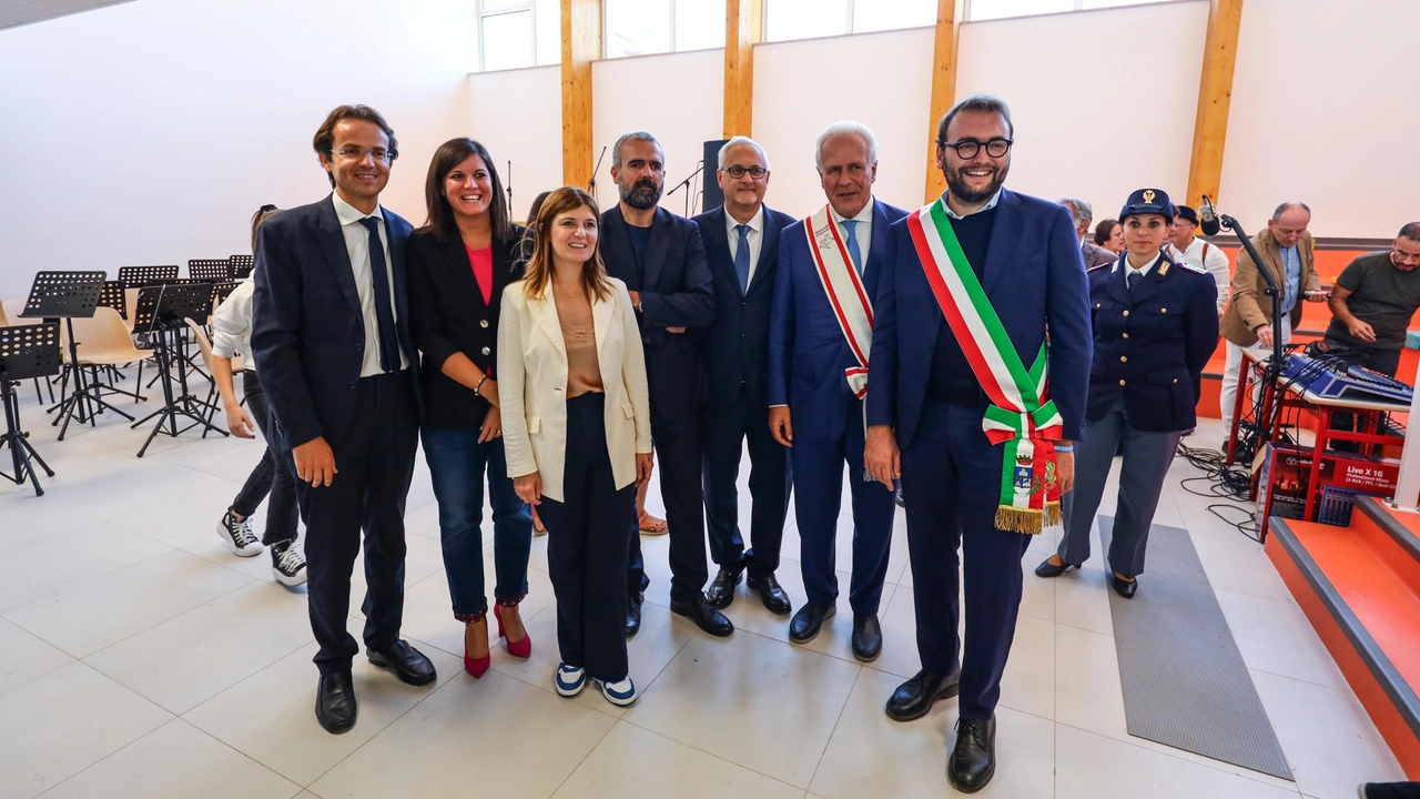 Inaugurazione della scuola primaria Carrucci a Pontorme (Foto Tommaso Gasperini / Germogli) Inaugurazione della scuola primaria Carrucci a Pontorme (Foto Tommaso Gasperini / Germogli)