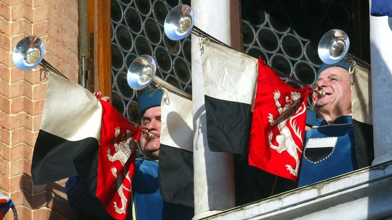 Le chiarine nel giorno dell'estrazione (foto di Paolo Lazzeroni) Le chiarine nel giorno dell'estrazione (foto di Paolo Lazzeroni)