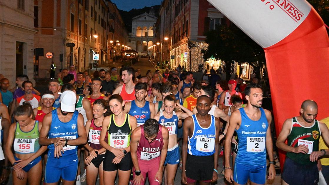 A Massa si corre “attraverso le mura” A Massa si corre “attraverso le mura”