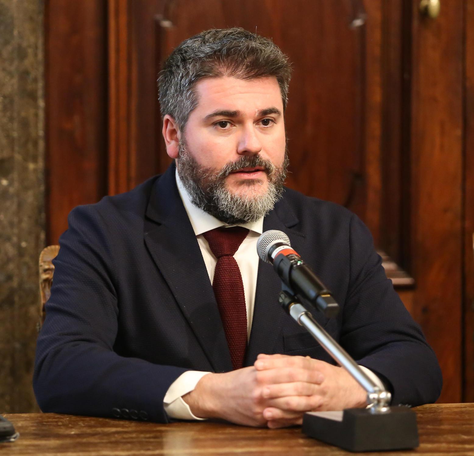 https://www.lanazione.it/image-service/view/acePublic/alias/contentid/MDYxYmYxOWYtNTEwMS00/0/due-milioni-per-il-demanio-idrico.jpeg