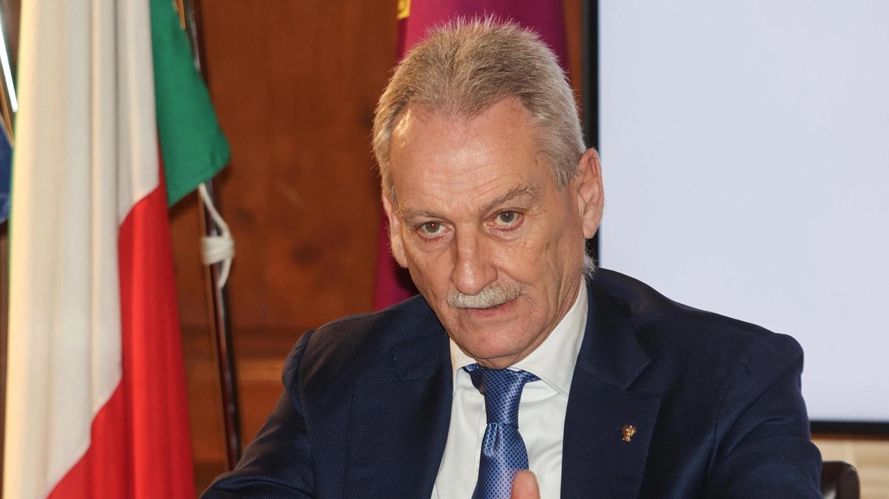 I gestori del Ponterosso cercano soluzioni dopo i brutti episodi che hanno portato all’iter di revoca "Adesso serve un accordo con istituzioni e forze dell’ordine. Siamo sempre pronti a collaborare" . I gestori del Ponterosso cercano soluzioni dopo i brutti episodi che hanno portato all’iter di revoca "Adesso serve un accordo con istituzioni e forze dell’ordine. Siamo sempre pronti a collaborare" .