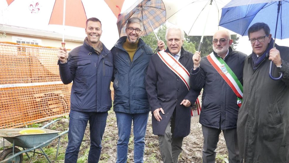 La struttura nasce accanto all’Asl alla quale sarà collegata. Servirà i Comuni medicei e avrà la funzione di ‘mini ospedale’ La struttura nasce accanto all’Asl alla quale sarà collegata. Servirà i Comuni medicei e avrà la funzione di ‘mini ospedale’