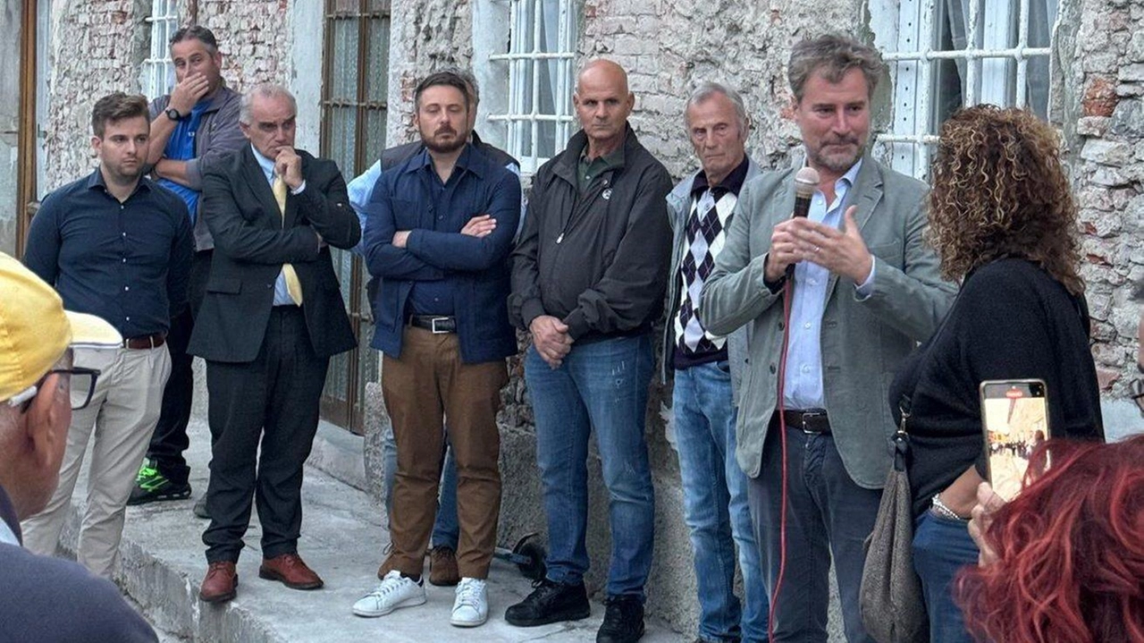 Il consigliere regionale della Lega chiede alla Misericordia di rinunciare al nuovo Centro accoglienza di Antraccoli. “Contesto assolutamente inadeguato“. Il consigliere regionale della Lega chiede alla Misericordia di rinunciare al nuovo Centro accoglienza di Antraccoli. “Contesto assolutamente inadeguato“.