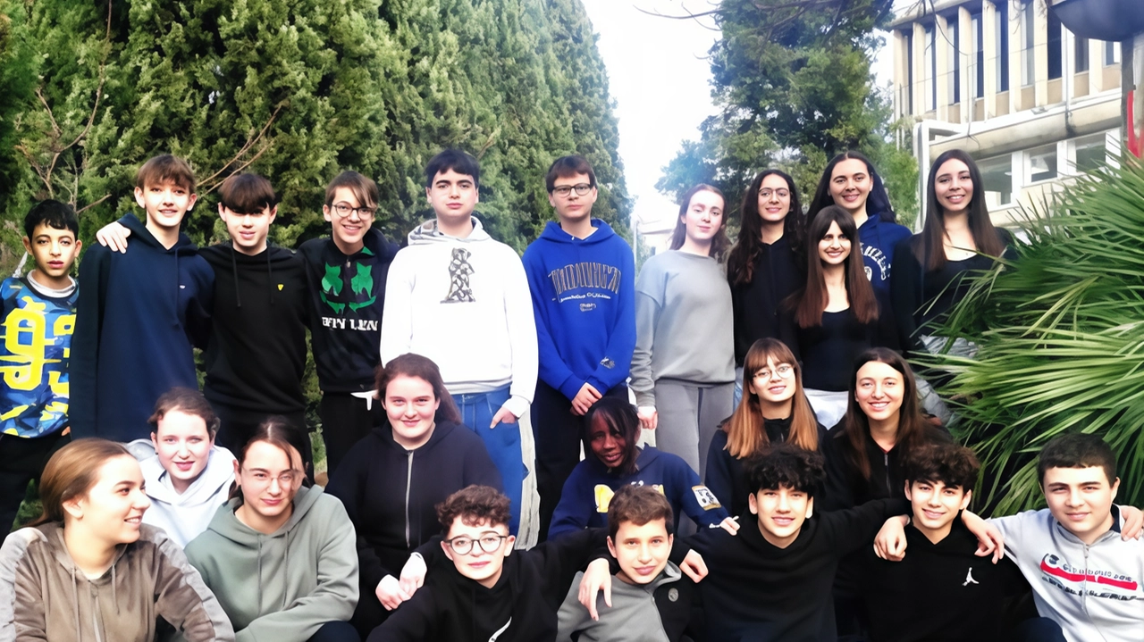La classe 3^ D della Secondaria di primo grado di Montespertoli La classe 3^ D della Secondaria di primo grado di Montespertoli
