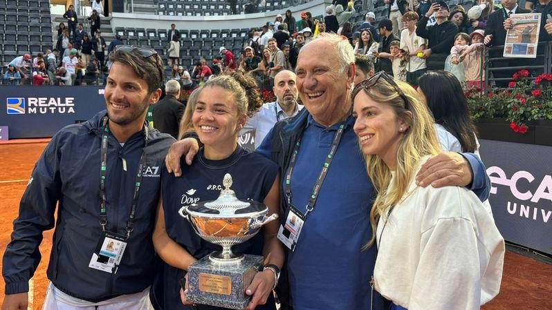 Sergio Marrai con Jasmine Paolini a Roma per gli internazionali appena vinti Sergio Marrai con Jasmine Paolini a Roma per gli internazionali appena vinti