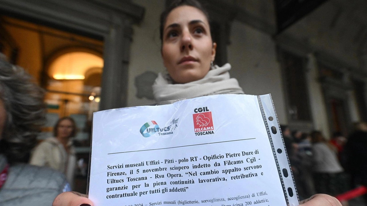 La protesta dei lavoratori di Uffizi, Palazzo Pitti, polo RT e Opificio La protesta dei lavoratori di Uffizi, Palazzo Pitti, polo RT e Opificio