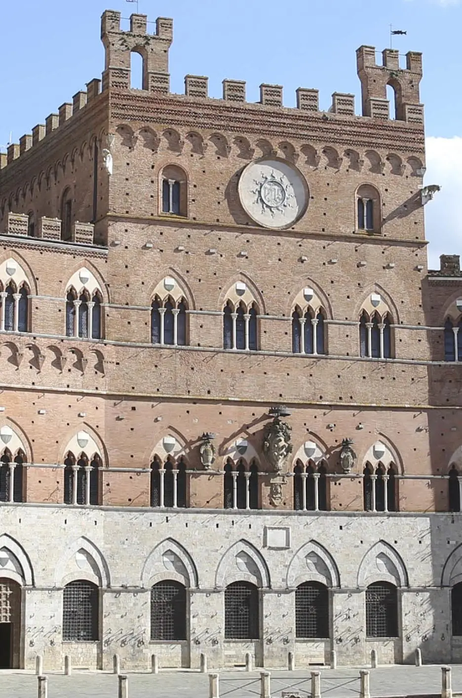 La corte d’appello di Firenze dà ragione al ricorso della Cgil. Palazzo pubblico dovrà riassumere due dipendenti trasferiti a Sigerico
