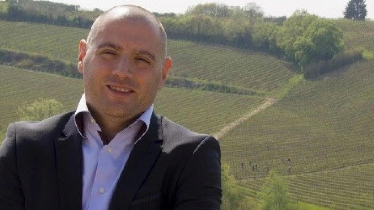 L’ex sindaco Mirko Bini non ha partecipato alla discussione e alla votazione del bilancio comunale. Sulla manovra dell’amministrazione, Bini entra... L’ex sindaco Mirko Bini non ha partecipato alla discussione e alla votazione del bilancio comunale. Sulla manovra dell’amministrazione, Bini entra...