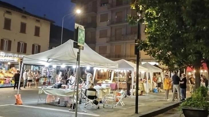 Saranno presenti in piazza espositori che provengono da tutta la Toscana e tantissimi appassionati, hobbisti o semplici curiosi Saranno presenti in piazza espositori che provengono da tutta la Toscana e tantissimi appassionati, hobbisti o semplici curiosi