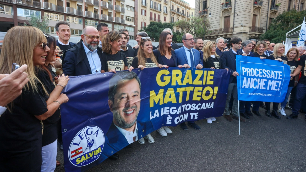 I leghisti chiamati a raccolta da Salvini a Palermo nei giorni scorsi per il processo Open Arms I leghisti chiamati a raccolta da Salvini a Palermo nei giorni scorsi per il processo Open Arms